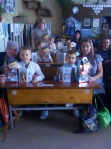 Дети Донбасса получили новогодние подарки от фонда "Великое Отечество"