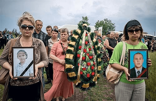 Разрушенные семьи Донбасса не в силах молчать