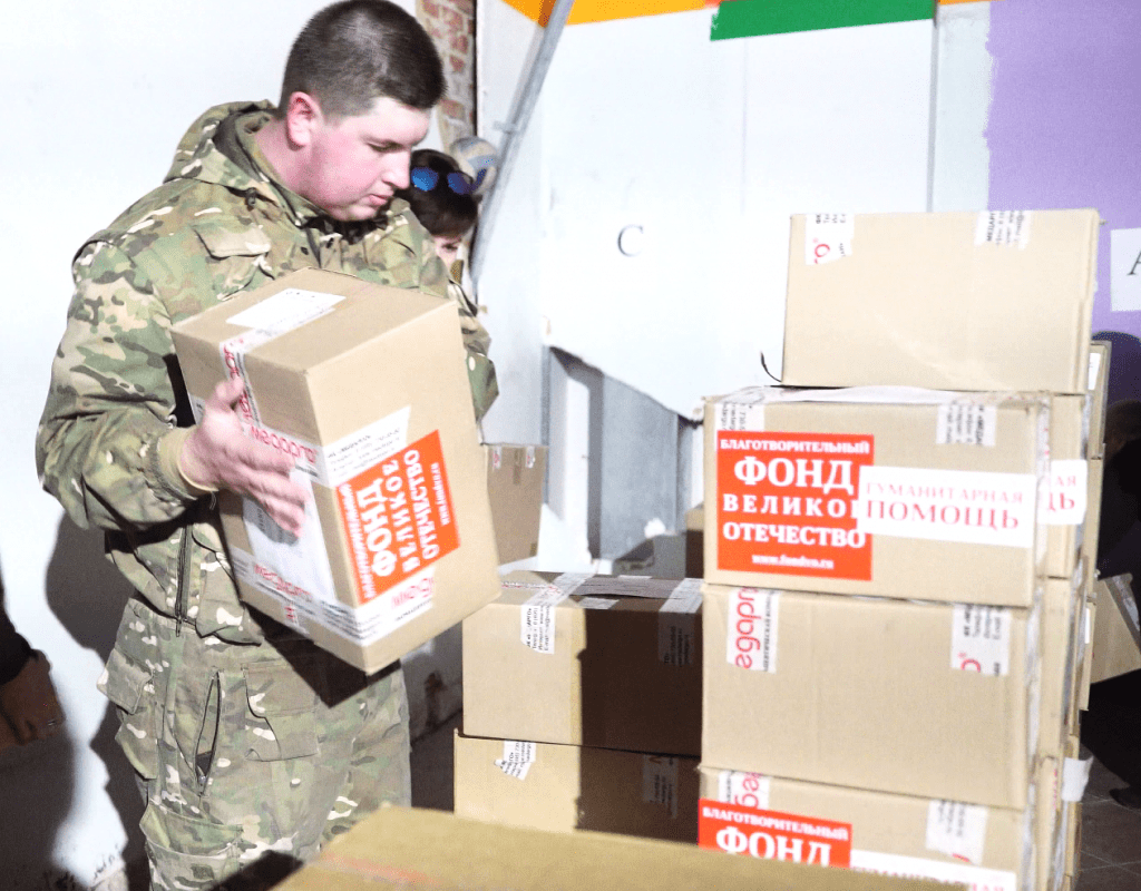 Большое количество необходимых медикаментов доставлены на Донбасс в составе гуманитарного конвоя